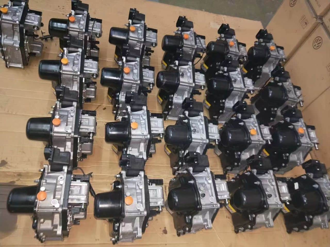 ללא עבודה החל מ2500 שח לפני מעמ <br><br> כרטיס חדש לDS7 החל מ1900 שח