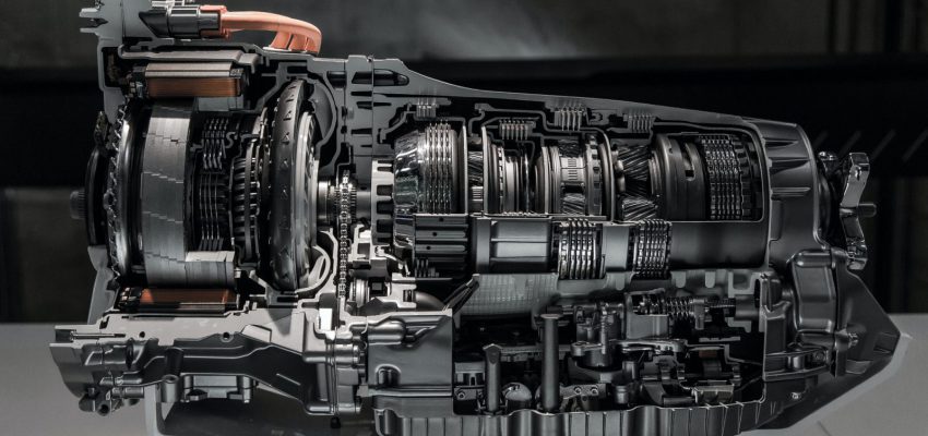 Automatic transmission gearbox in cross section
